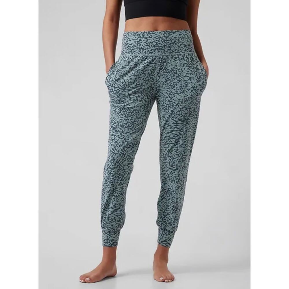 Athleta Salutation Jogger Women’s Size Small Blue Grey Print